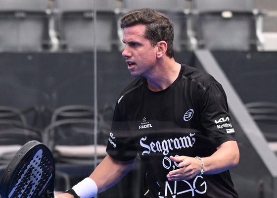 Paquito Navarro se despide y Arturo Coello se queda en el alambre