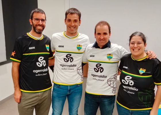 Labaka, segundo entrenador Jagoba Arrasate en la Euskal Selekzioa, reivindica su oficialidad: ﻿"Hay jugadores que quieren venir y están obligados a jugar con otras selecciones"