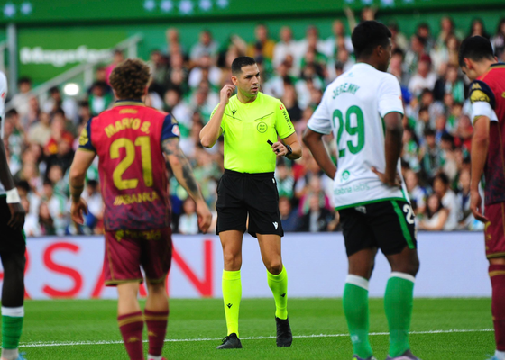 El Racing de Santander quiere evitar el desastre del Deportivo de La Coruña con Las Palmas en la diana