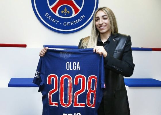 Oficial: Olga Carmona firma con el PSG