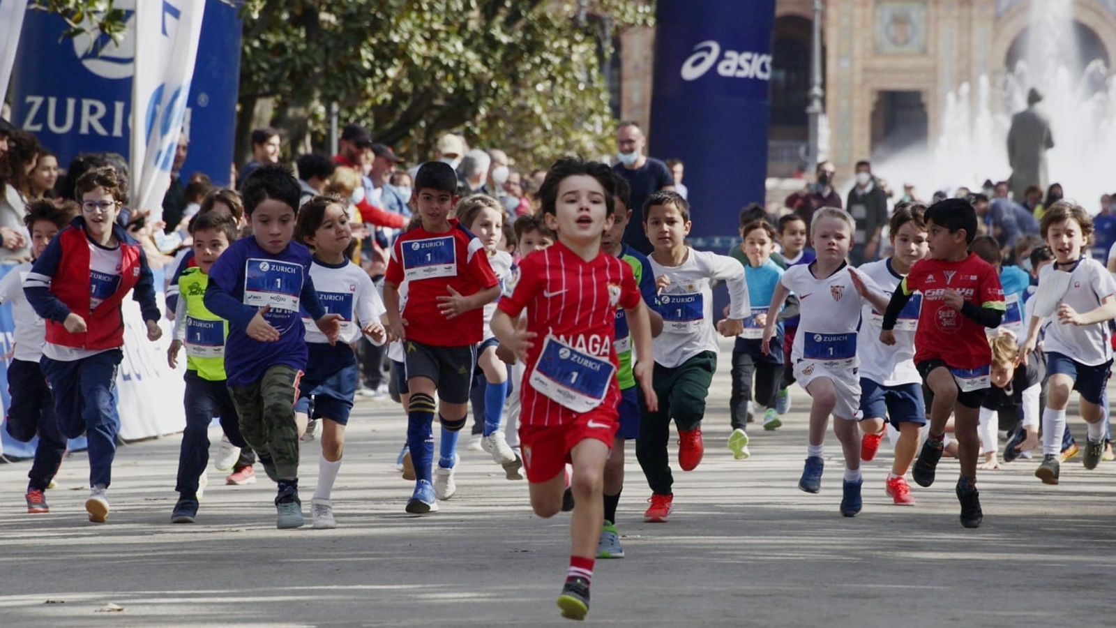El Zurich Maratón programa un calendario de actividades paralelas para participantes y público de todas las edades