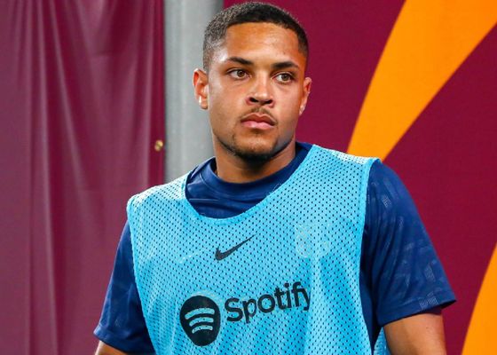 Un club inglés se lanza a por Vitor Roque