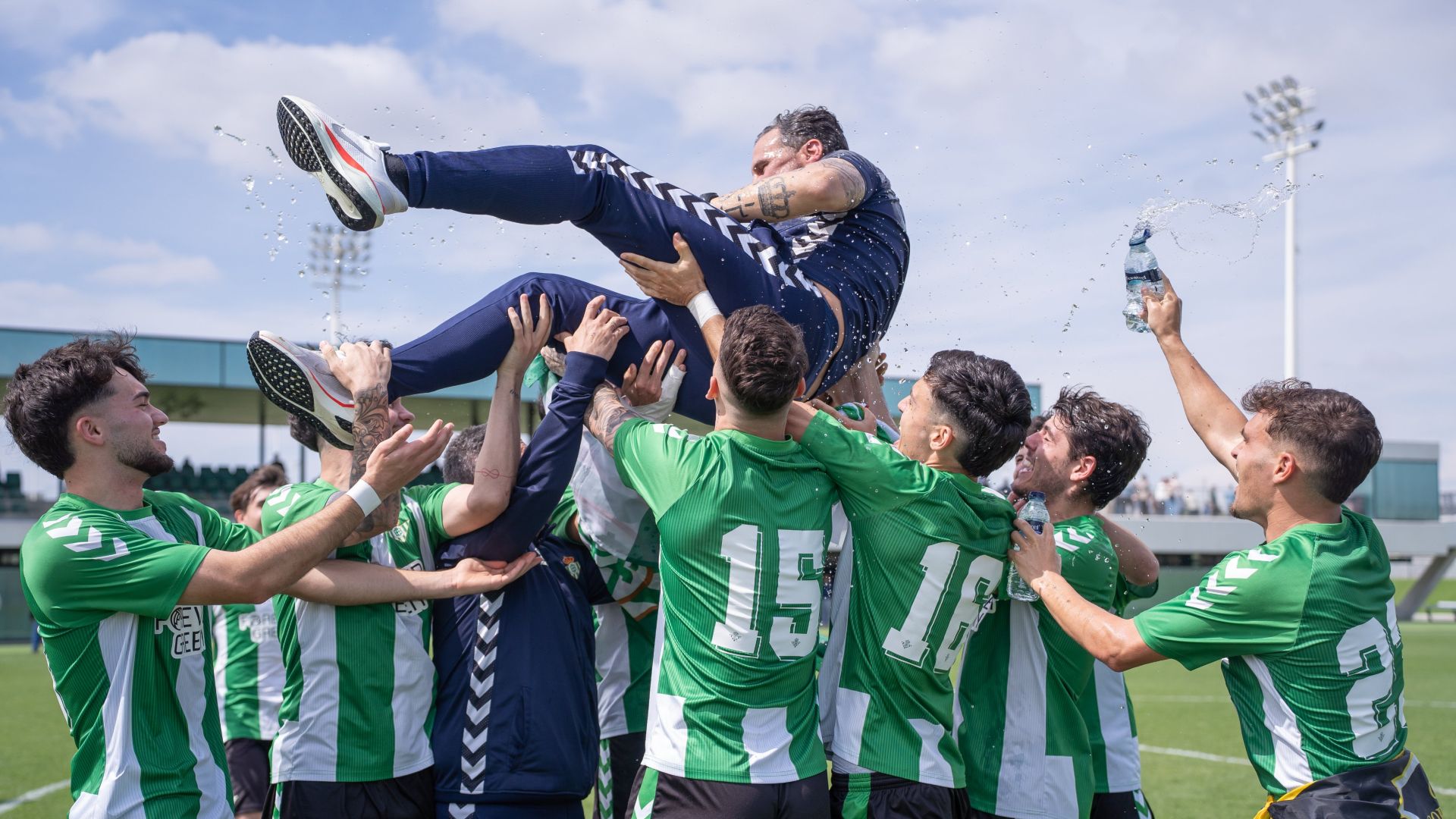 Inevitables consecuencias para Capi tras lograr su cuarto ascenso seguido en el Real Betis