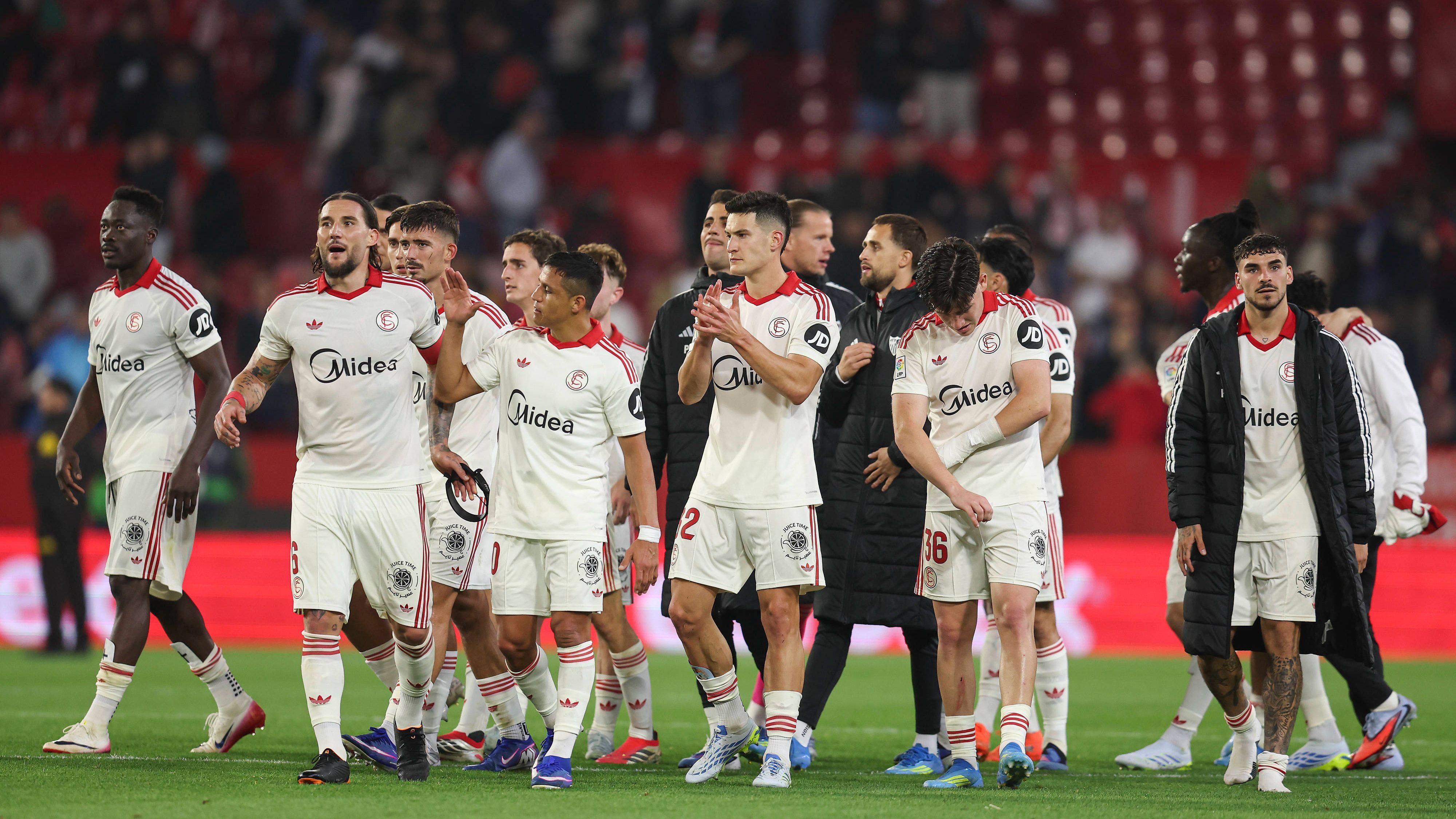 El Sevilla se encomienda a Nervión: "Todos de Rojo" y con precios populares para las dos finales