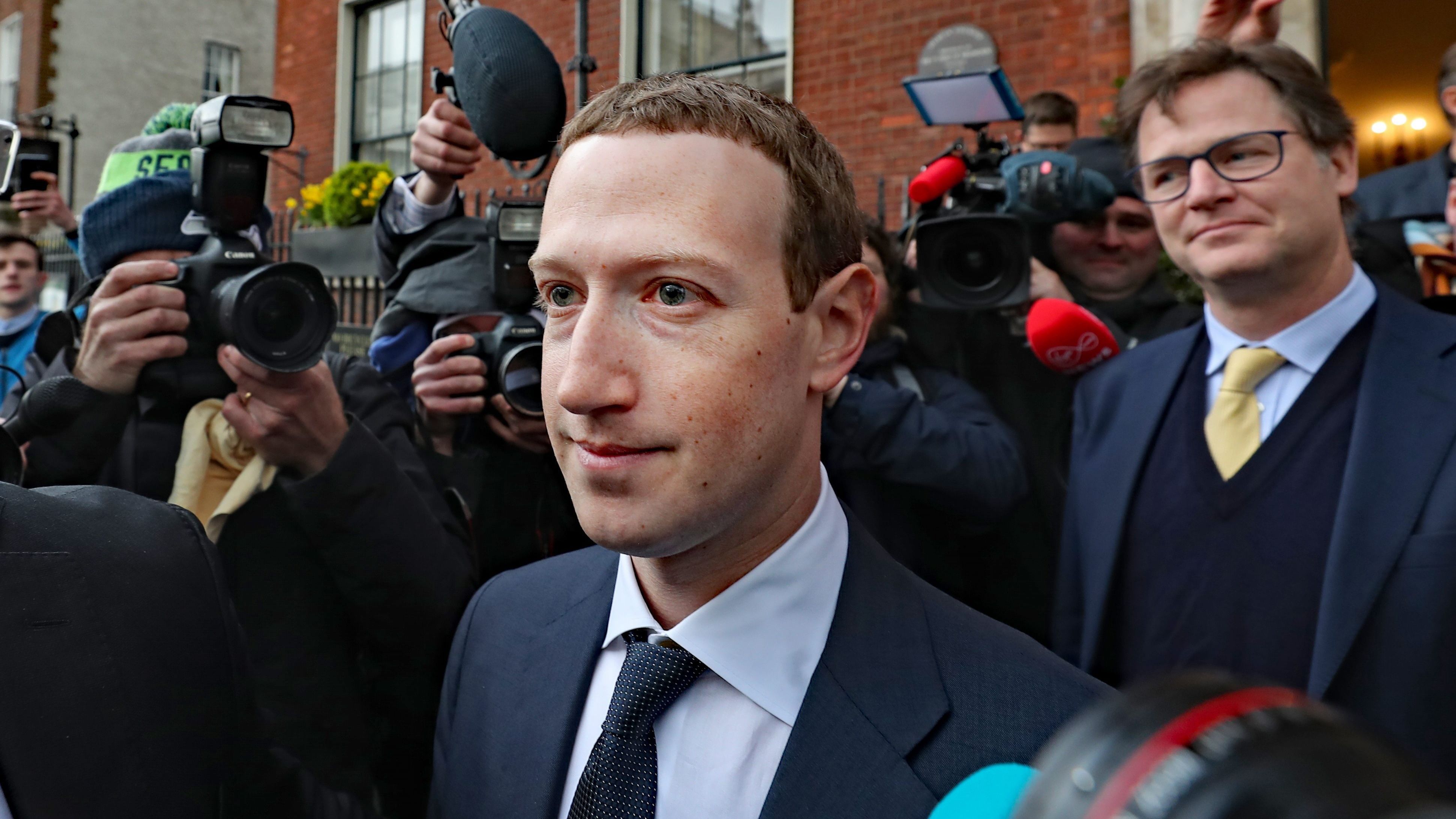 Mark Zuckerberg apuesta por la superinteligencia artificial: "Este será el principio de una era para la humanidad"