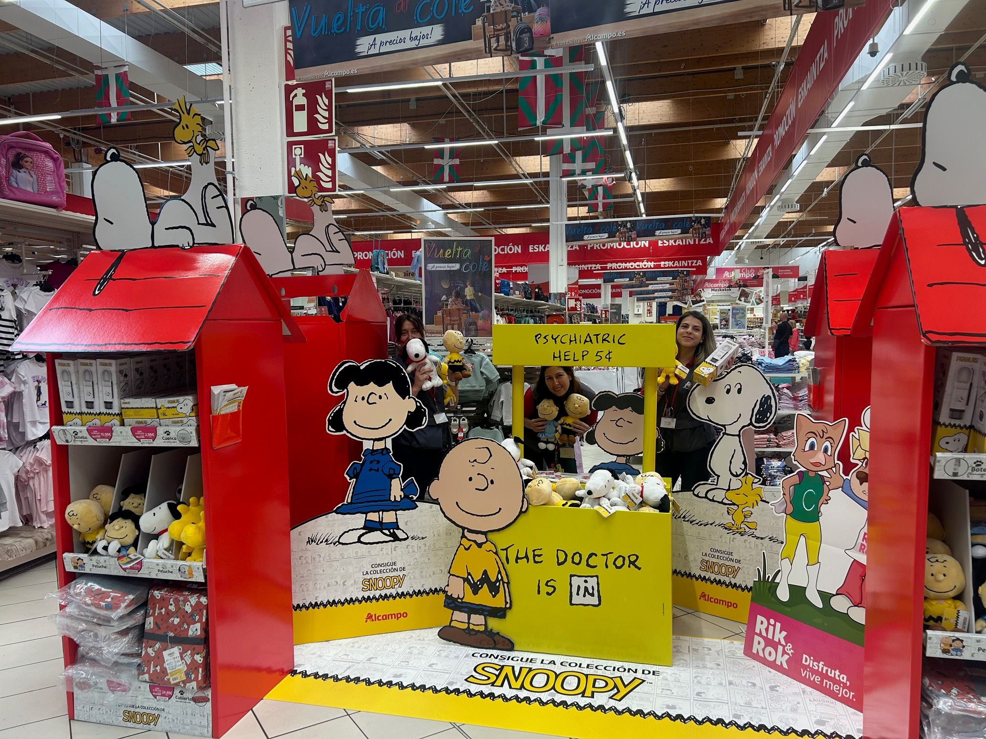 Snoopy llega a Alcampo con una colección por los 75 años de Peanuts
