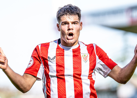 Peio Canales no se sabía el nombre "de la mayoría de sus compañeros en el Racing de Santander"