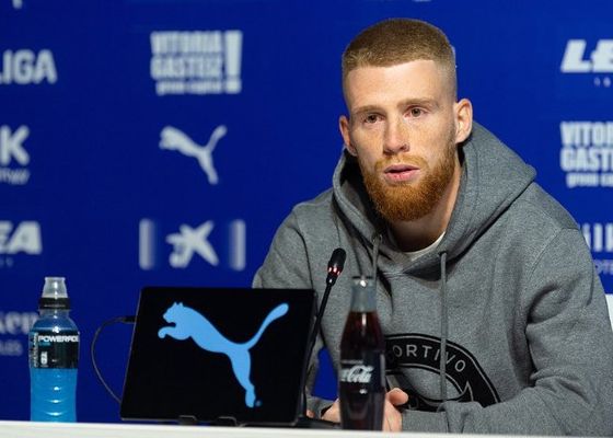 El Alavés desvela el futuro de otros dos jugadores tras la llegada de Carlos Vicente