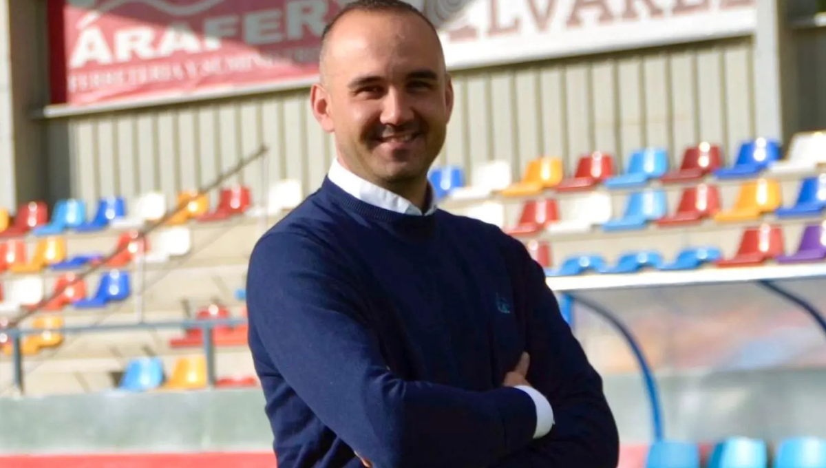 Se interesa en Míchel Sanz para el puesto de nuevo director deportivo 