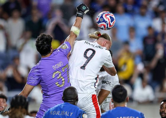 Haaland pide el fichaje de Bono