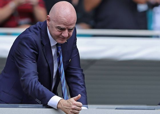 La FIFA asume su error
