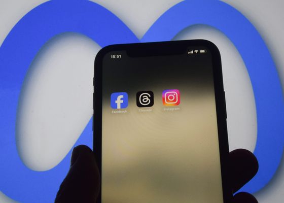 Como hacer que tus datos de Facebook e Instagram no se compartan con la IA de Meta