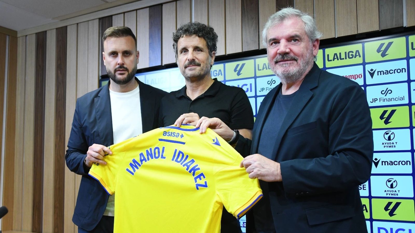 Caos judicial en el Cádiz: acciones legales contra Vizcaíno y Contreras y manifestación antes del Deportivo
