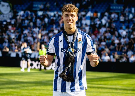 El debut de Ibai Agirre con la Real Sociedad desata la locura: de Tercera RFEF a Primera división