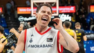 Kyle Kuric añade tensión al descenso en la ACB 