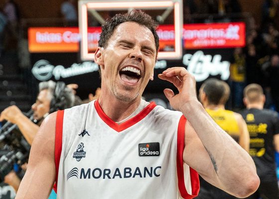 Kyle Kuric añade tensión al descenso en la ACB 