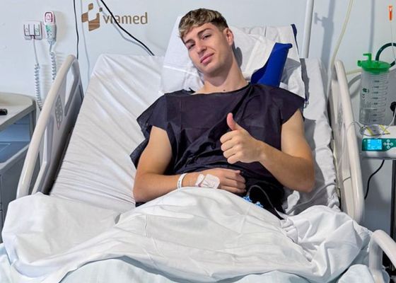 Antonio Toral, canterano del Murcia y jugador del Betis, tendrá que ver el duelo de Copa del Rey desde el hospital 