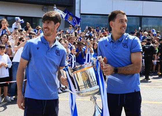 Remiro, Oyarzabal, Elustondo, Barrenetxea, Zubeldia y Aihen Muñoz marcan un hito con la Real Sociedad