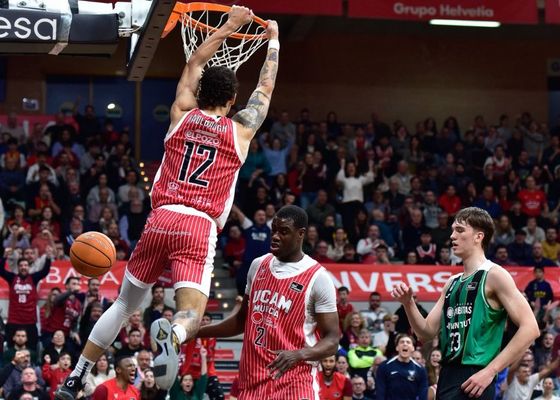 El UCAM se queda la tercera plaza de la ACB a costa de Ricky Rubio