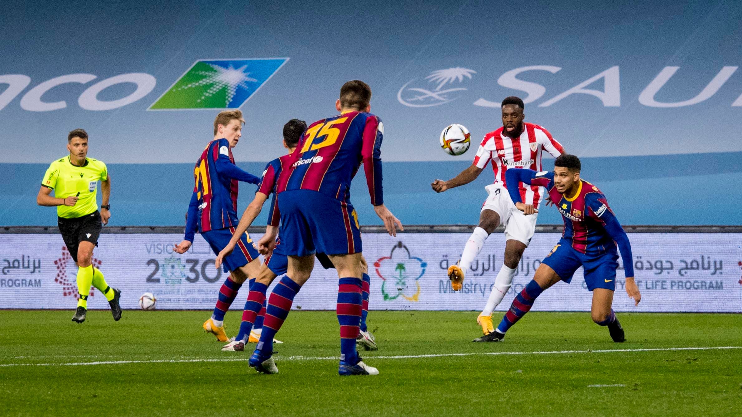 Palo de Iñaki Williams al Barça