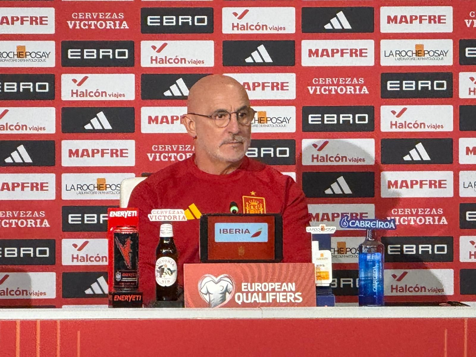De la Fuente da esperanzas a Isco para el Mundial: "Él y otros tendrán esa oportunidad"