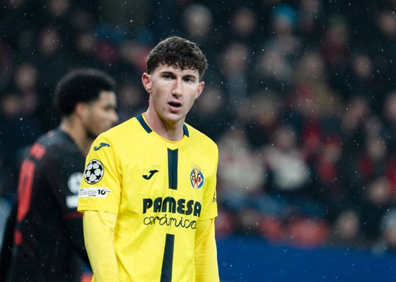 El Villarreal da un paso adelante con Pau Navarro y le otorga dorsal del primer equipo