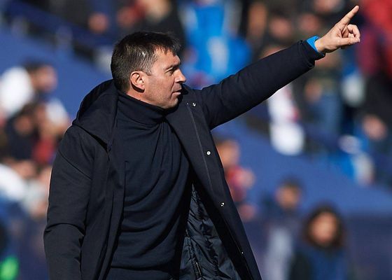 Decide seguir los pasos de Xavi Hernández