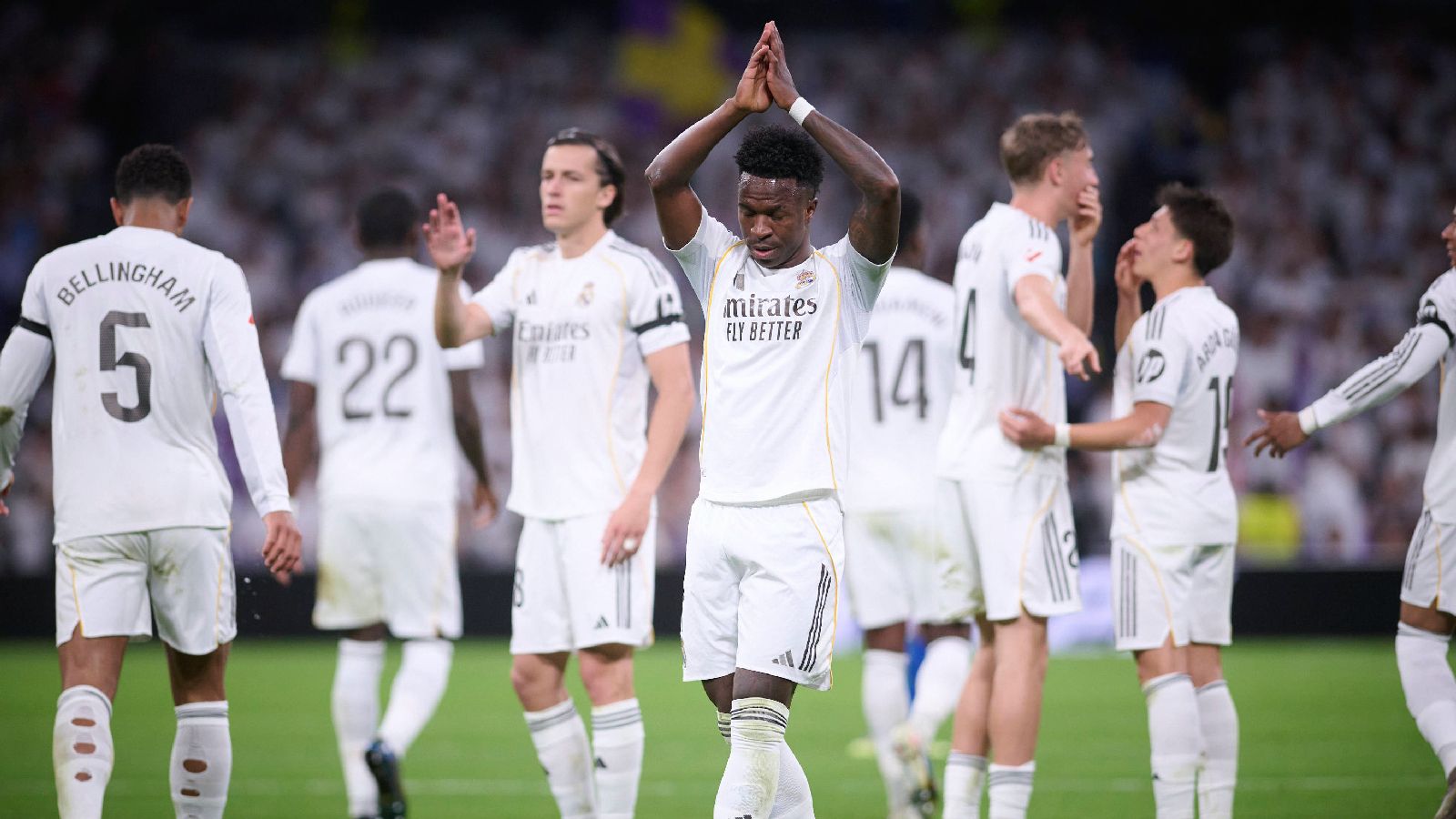 Real Madrid 2-1 Alavés: Pitada monumental para un Madrid que gana, pero no convence