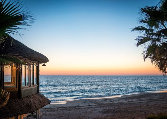 Los pueblos más económicos cerca de Sevilla para tener una casa en la playa