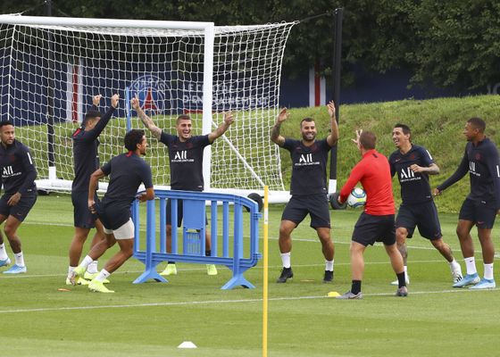 Explican los detalles sobre René Ramos y Jesé Rodríguez