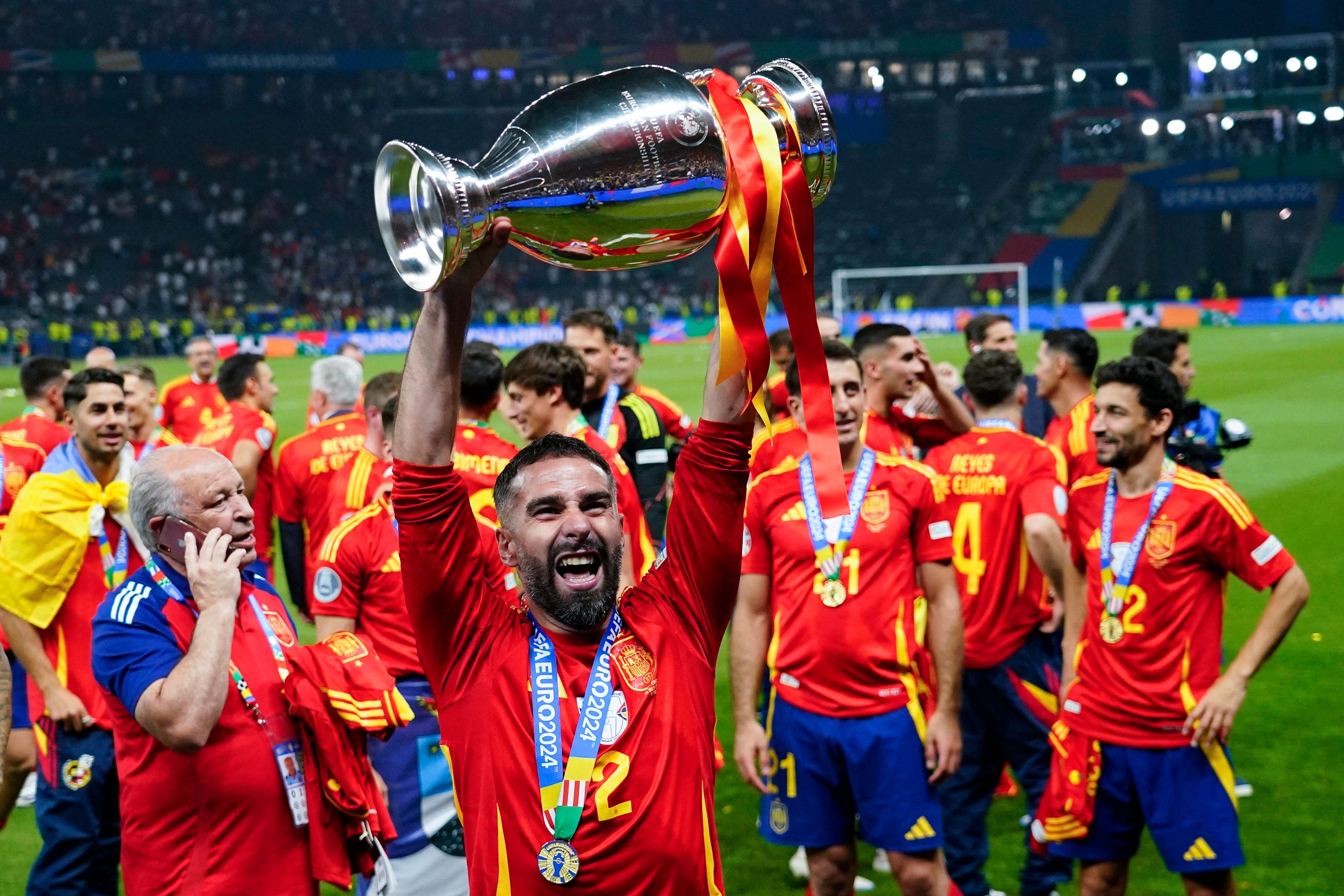 Disparidad de opiniones sobre el regreso de Dani Carvajal a la selección: “No es la persona adecuada para la banda derecha”