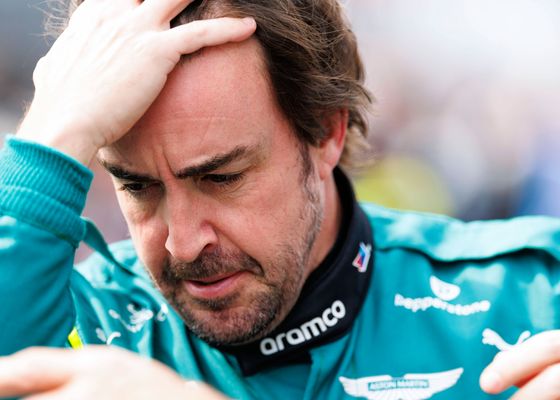 El calvario de Fernando Alonso en Aston Martin no cesa: "Confiaba en verle luchando por victorias"
