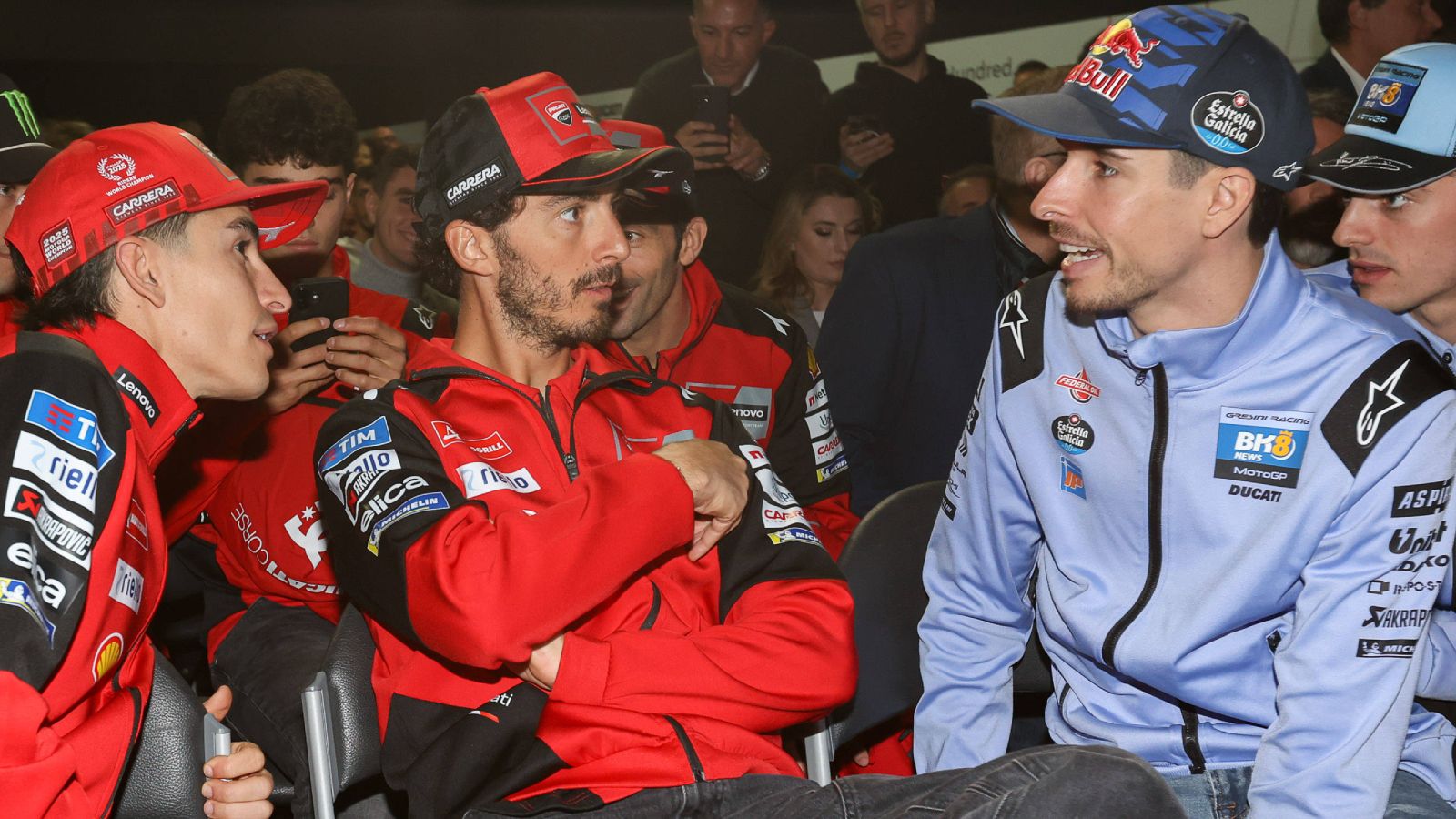 Bagnaia y Álex Márquez tienen claro quién es el favorito para ganar el Mundial de MotoGP 2026