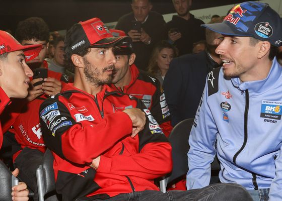 Bagnaia y Álex Márquez tienen claro quién es el favorito para ganar el Mundial de MotoGP 2026