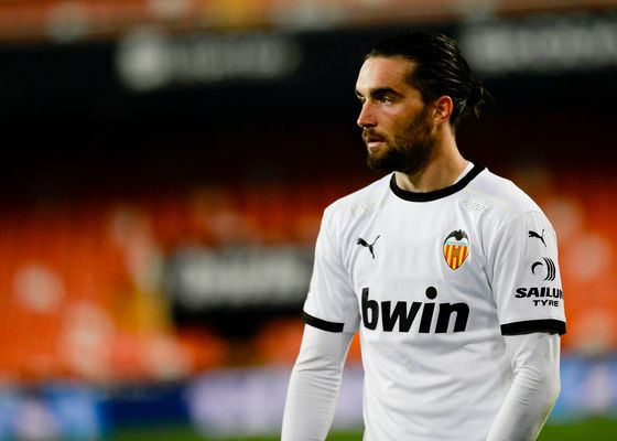 Jason, ex del Valencia, apunta a Peter Lim y pide un cambio: "Cuando juegas con fuego algún año va a pasar"