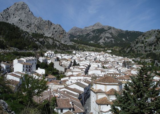El pueblo más bonito de España para visitar en otoño está en Andalucía 