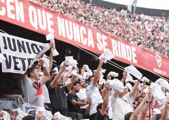 La Federación de Peñas del Sevilla FC se suma a la pañolada convocada en el Ramón Sánchez-Pizjuán  