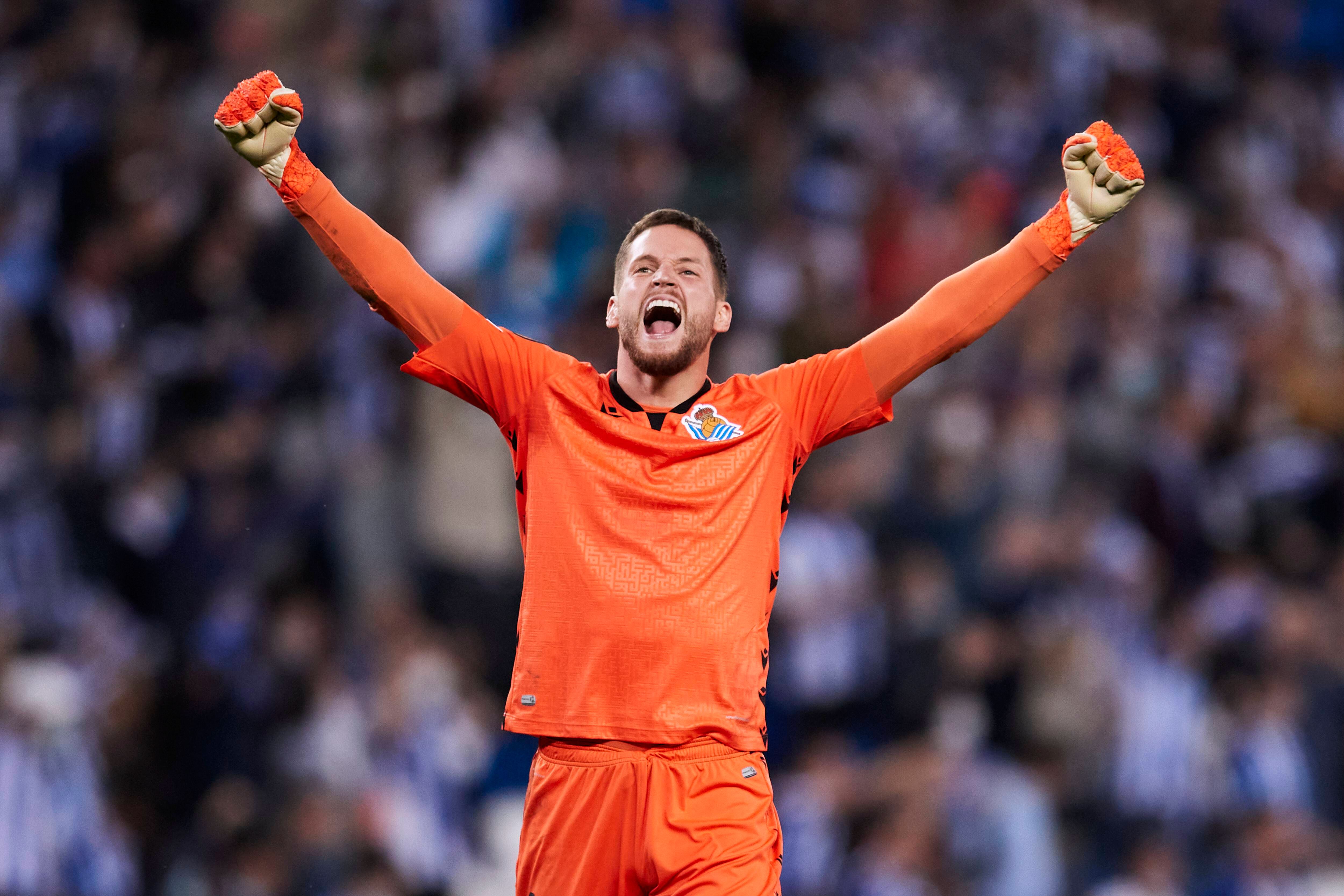 Álex Remiro menosprecia a Unai Simón y monta ‘la mundial’ en Bilbao