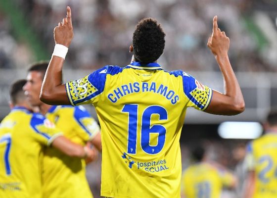 Resumen jornada 4 LaLiga Hypermotion: el Cádiz despierta y el Eibar marca territorio