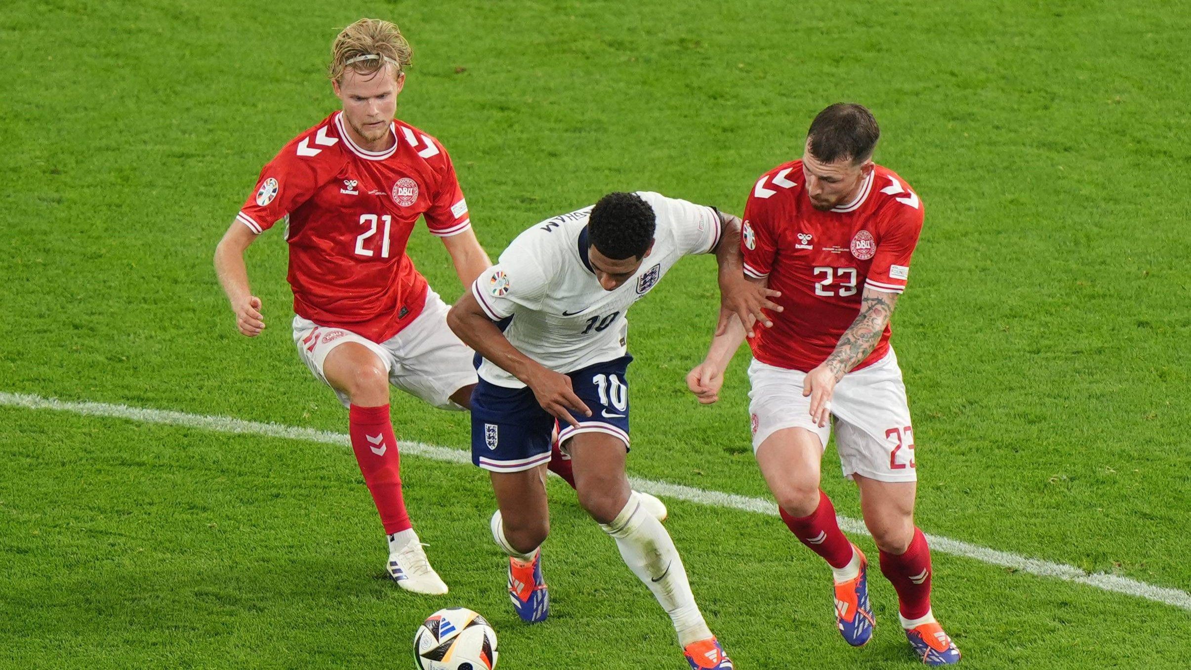 Dinamarca 1-1 Inglaterra: Pinchazo inglés con Bellingham desaparecido