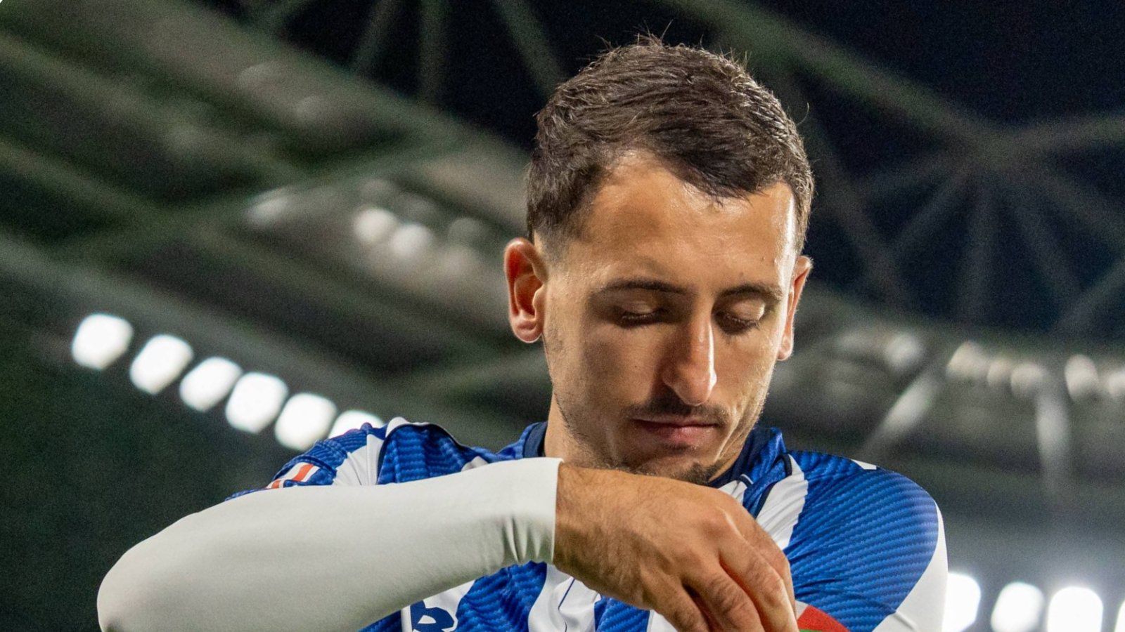 El liderazgo es innegociable para Mikel Oyarzabal en la Real Sociedad: un gesto lo cambió todo