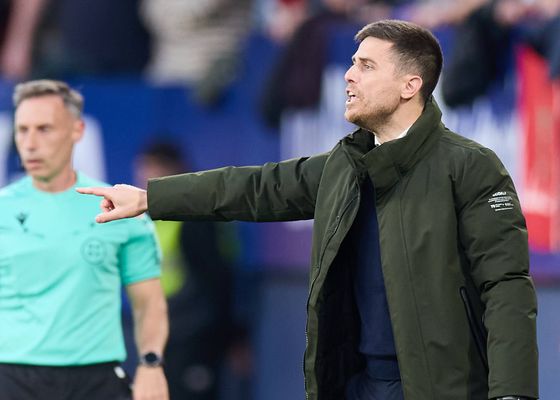 Lisci, entrenador de Osasuna, sorprende señalando al artífice de la victoria ante el Girona
