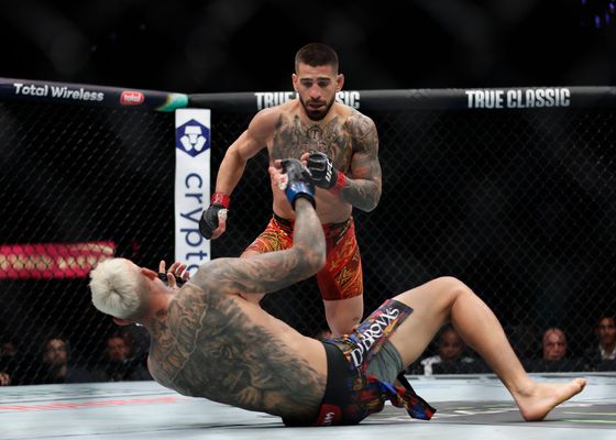 La UFC da la razón a Topuria ante las acusaciones de Makhachev