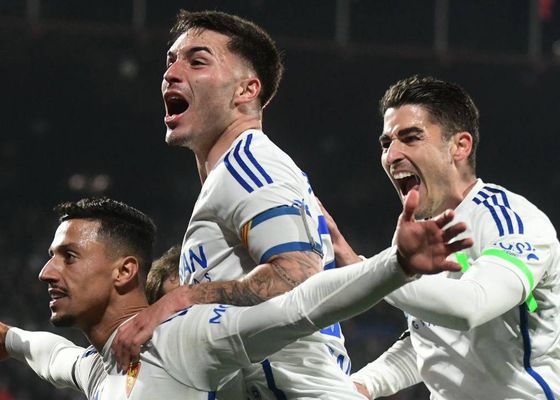 Zaragoza 3-0 Sporting: La Romareda sueña, aunque llora por Raúl Guti