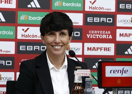 Sonia Bermúdez pasa de Montse Tomé y se centra en Alemania: "Te voy a contestar igual; no firmo el empate"