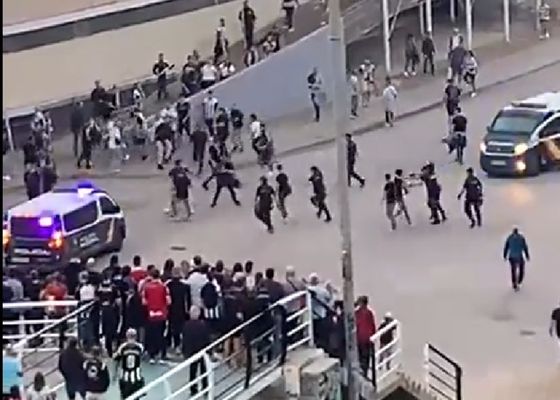 Así fue la pelea entre ultras del Cartagena y Granada