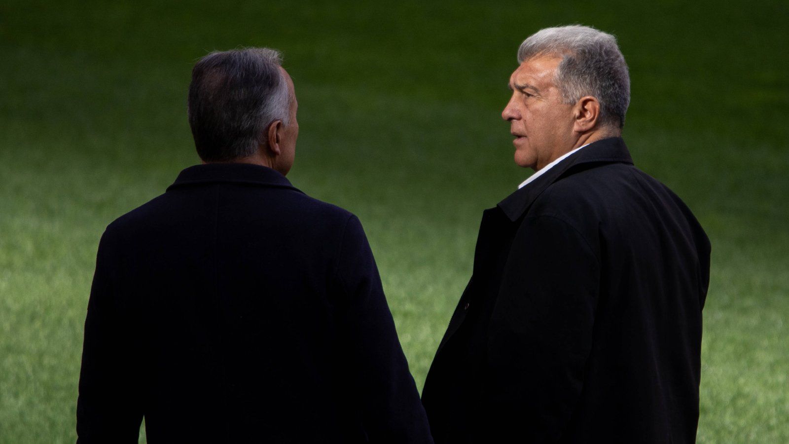 El Barcelona vuelve a quejarse a la UEFA por los arbitrajes 
