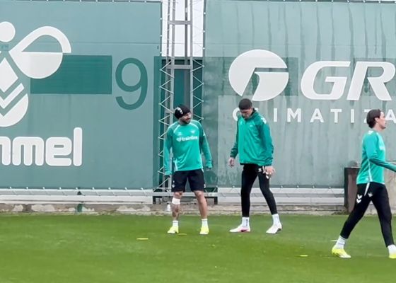 Aitor Ruibal regresa en la penúltima sesión antes de viajar a Getafe