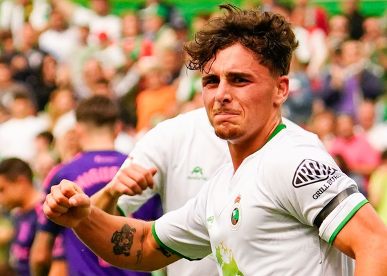 Córdoba, Sporting de Gijón y Albacete apuntan al Racing de Santander