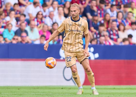 Aritz Arambarri se moja sobre el ascenso del Eibar: "No hay presión, hay ilusión por conseguir algo bonito"